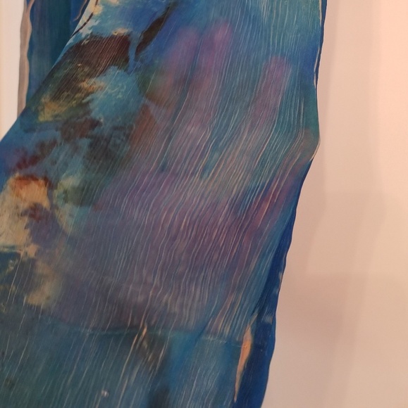 Women's Top - Picture 5 of 8